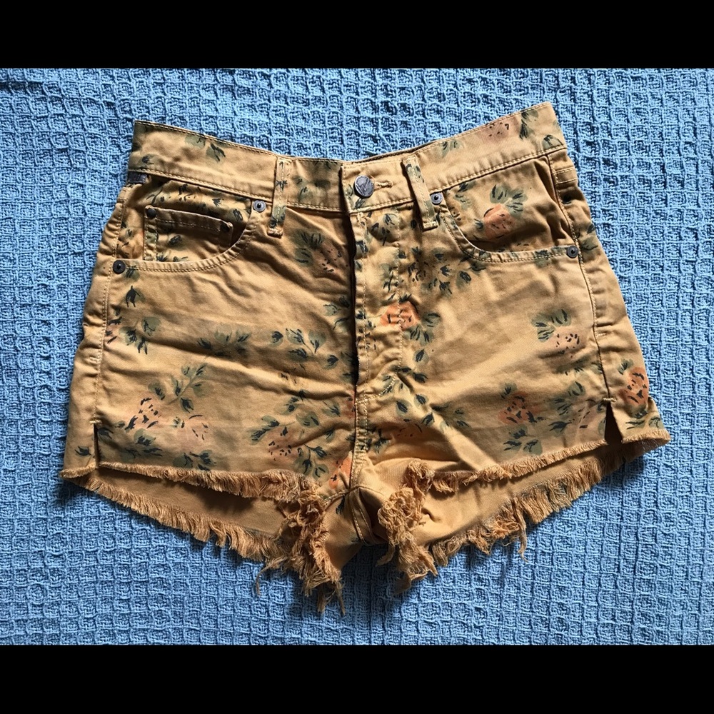 C of H floral shorts